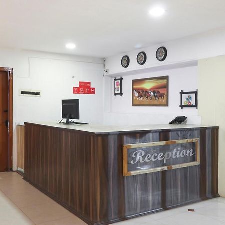 Oyo 45895 Hotel Blue Nile Chennai Dış mekan fotoğraf