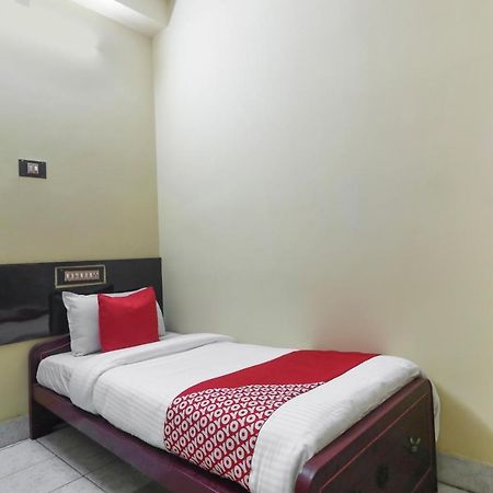 Oyo 45895 Hotel Blue Nile Chennai Dış mekan fotoğraf