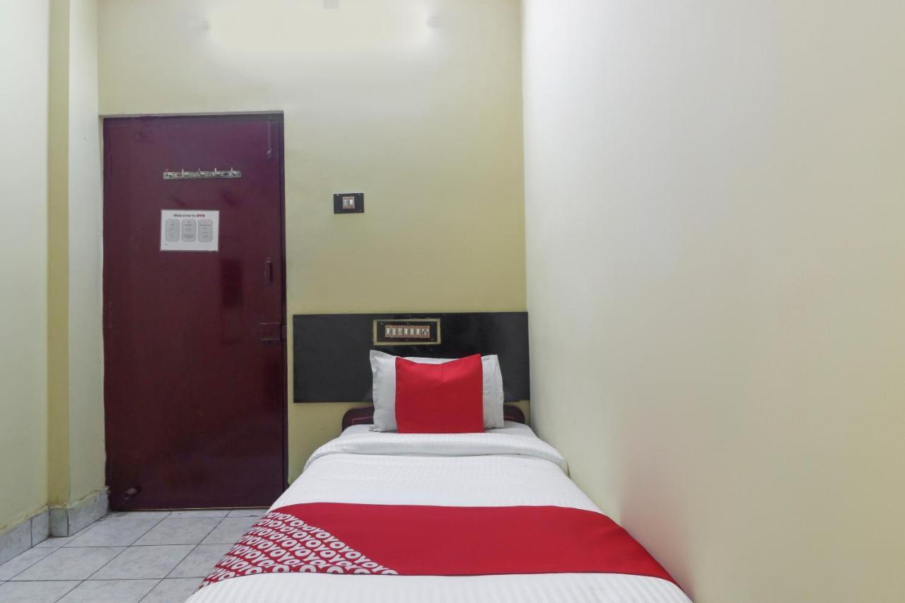 Oyo 45895 Hotel Blue Nile Chennai Dış mekan fotoğraf