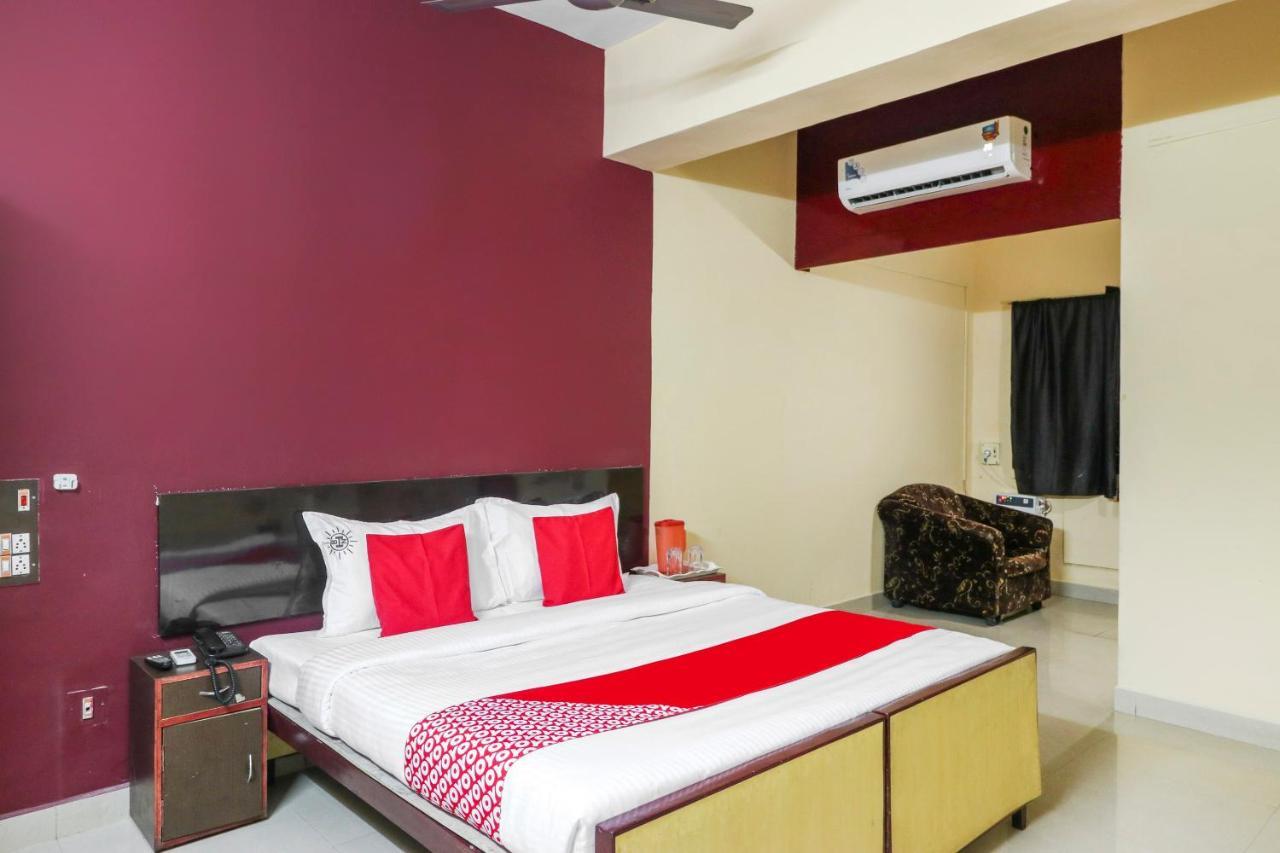 Oyo 45895 Hotel Blue Nile Chennai Dış mekan fotoğraf