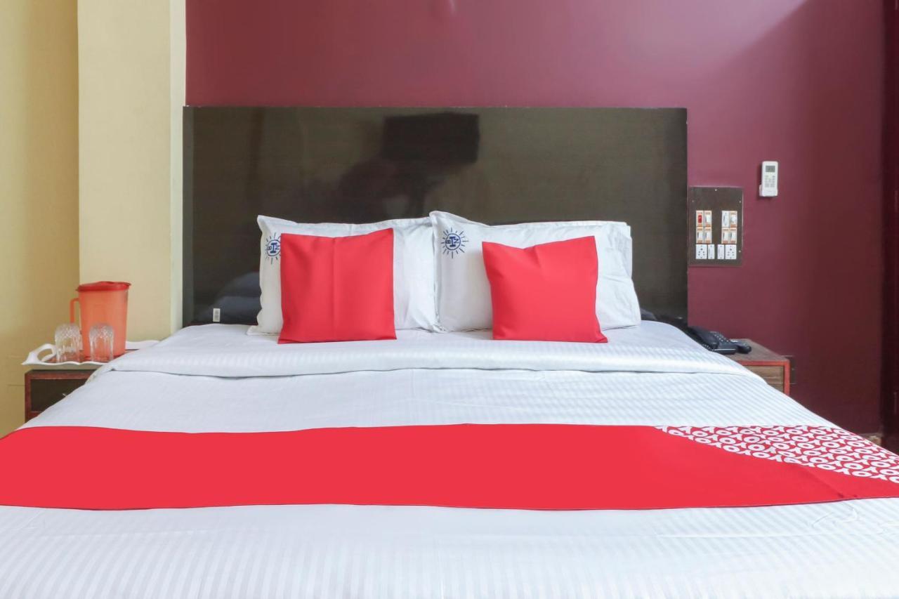 Oyo 45895 Hotel Blue Nile Chennai Dış mekan fotoğraf